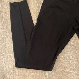 Victoria’s Secret sport leggings (mesh)